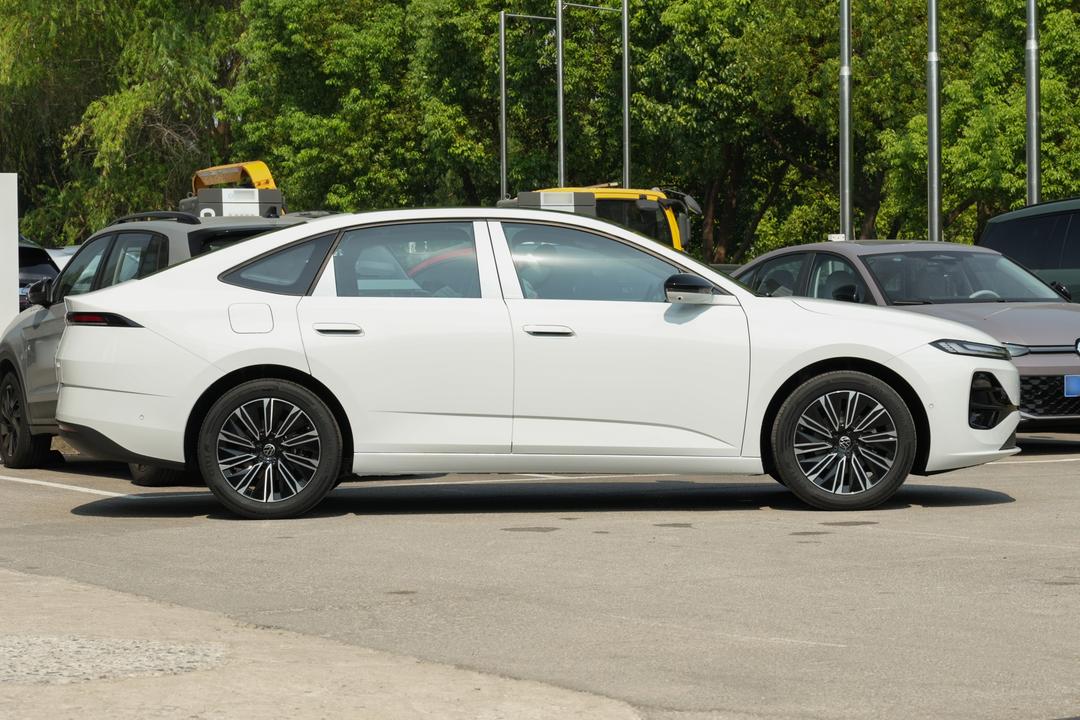 Volkswagen ID. ERA 5S 2026, фото 8