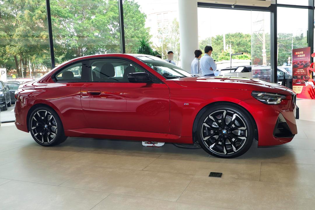 BMW 2 Series 2026, фото 8