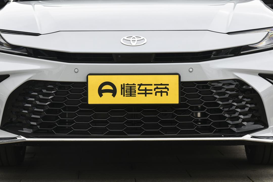 Toyota Camry 2026, фото 10