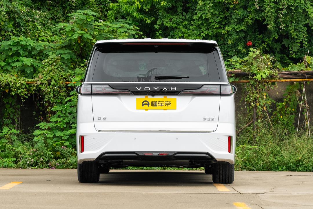 Voyah Dream PHEV 2026, фото 6