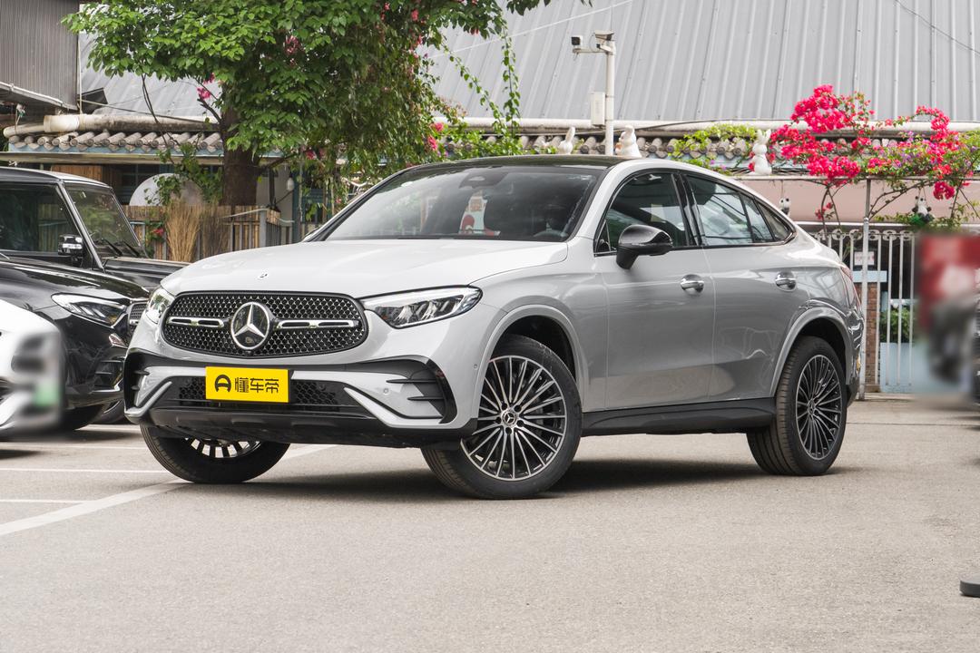 Mercedes-Benz GLC Coupe 2026, фото 1