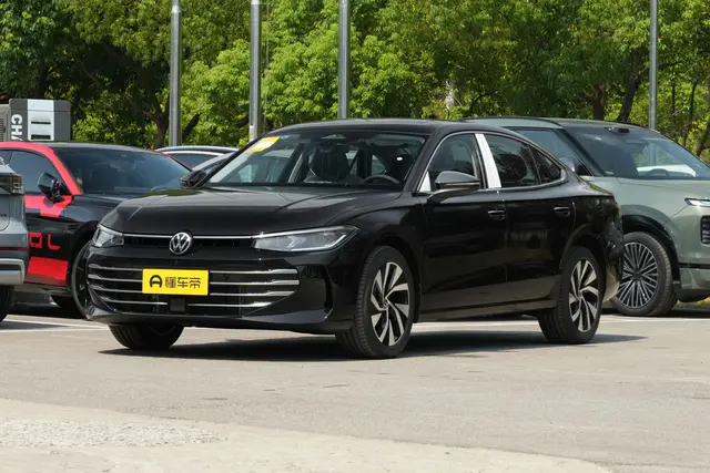 Volkswagen Passat 2026 — купить из Китая под заказ