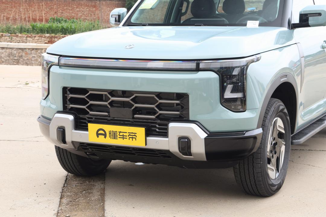Dongfeng Zhengzhou Z9 GE PHEV 2026, фото 9