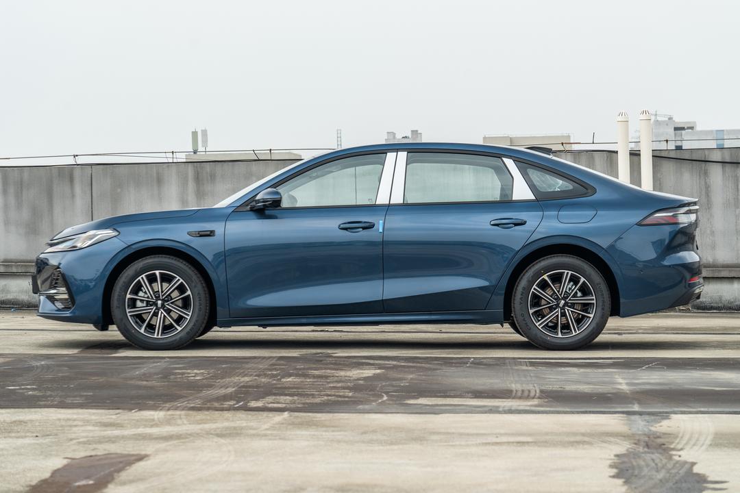 Geely A7 EM 2026, фото 4