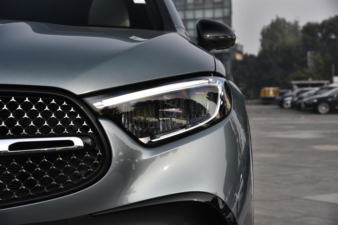 Mercedes-Benz GLC Coupe 2026, фото 12