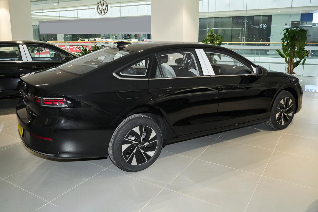 Volkswagen Sagitar 2026, фото 8