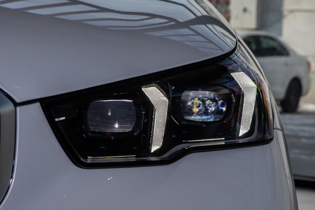 BMW 5 Series 2026, фото 12