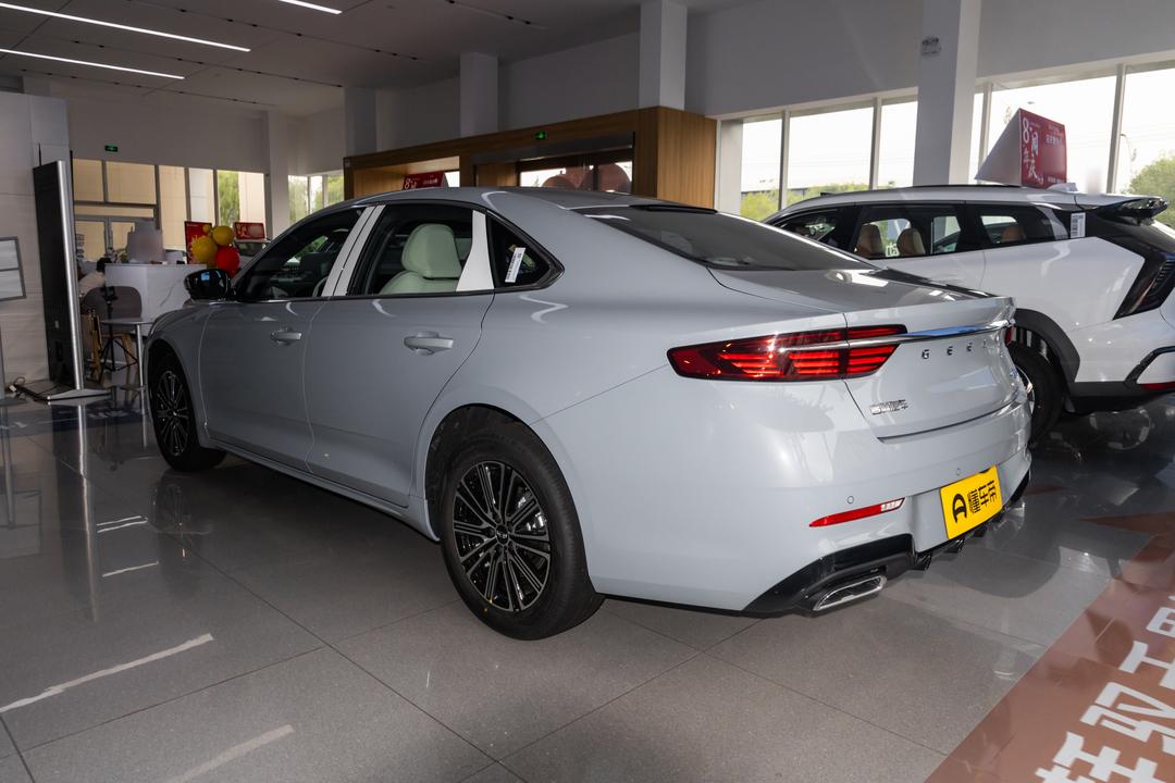Geely Preface 2026, фото 4