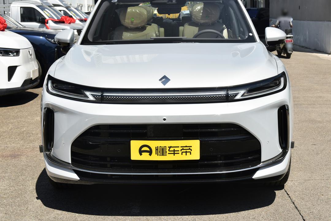 Baojun Huajing S 2026, фото 12