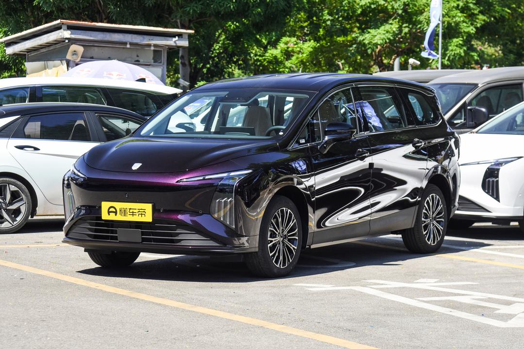 Dongfeng V6