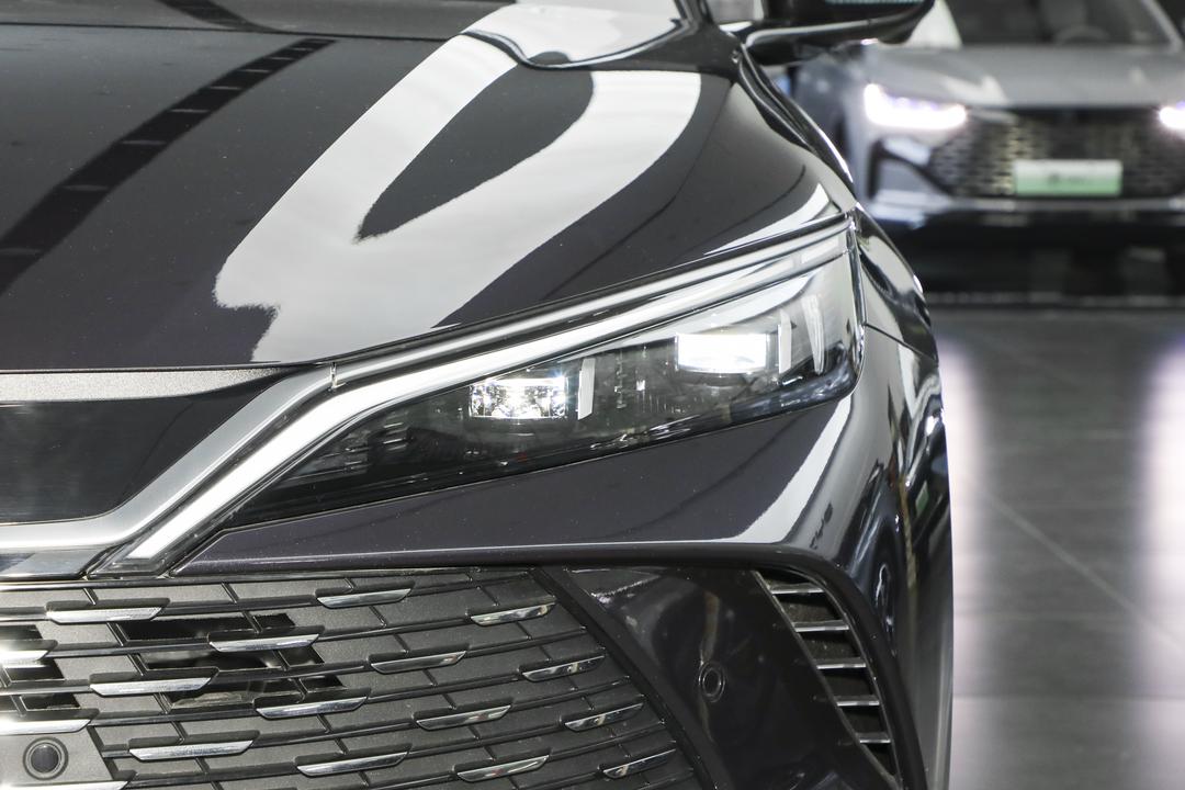 BYD Qin L DM 2026, фото 11