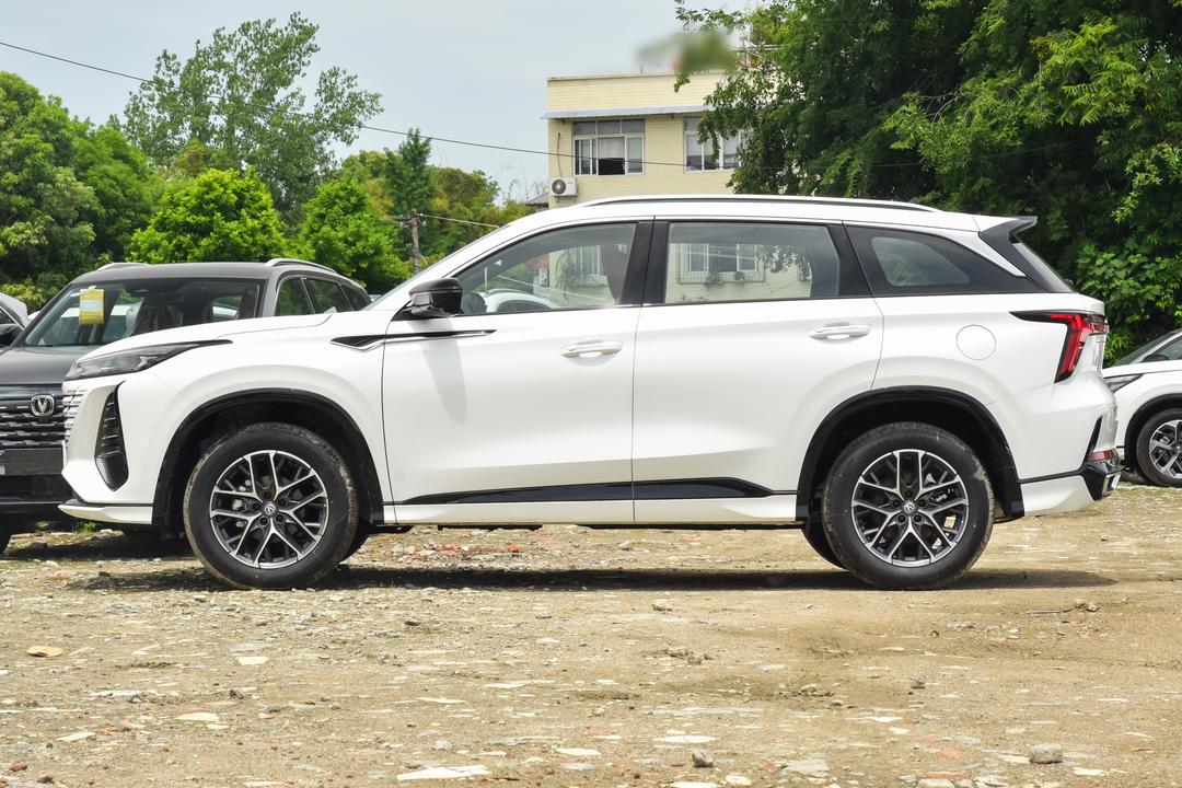 Changan CS75 PLUS 2026, фото 4