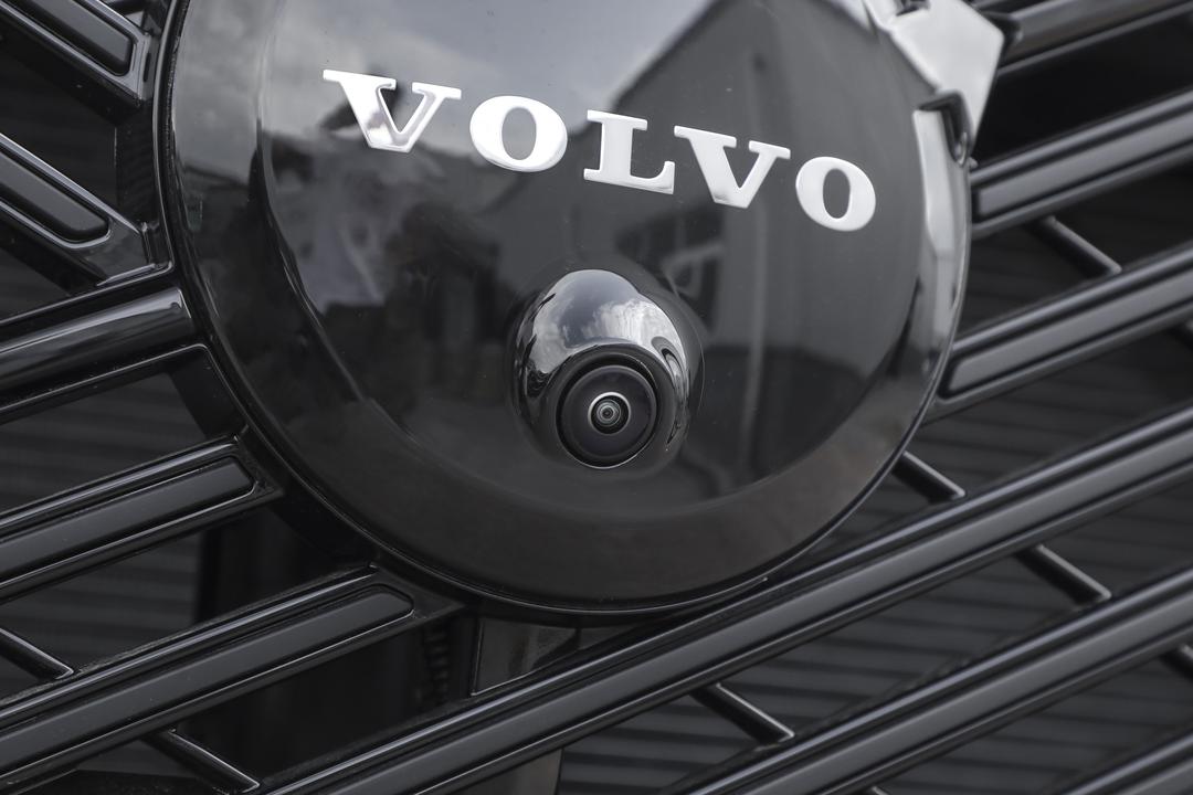Volvo XC60 PHEV 2026, фото 15