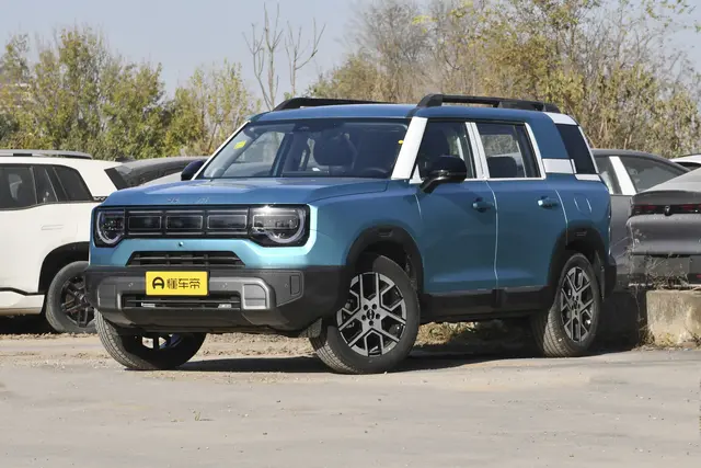 BAIC BJ30 2026 — купить из Китая под заказ