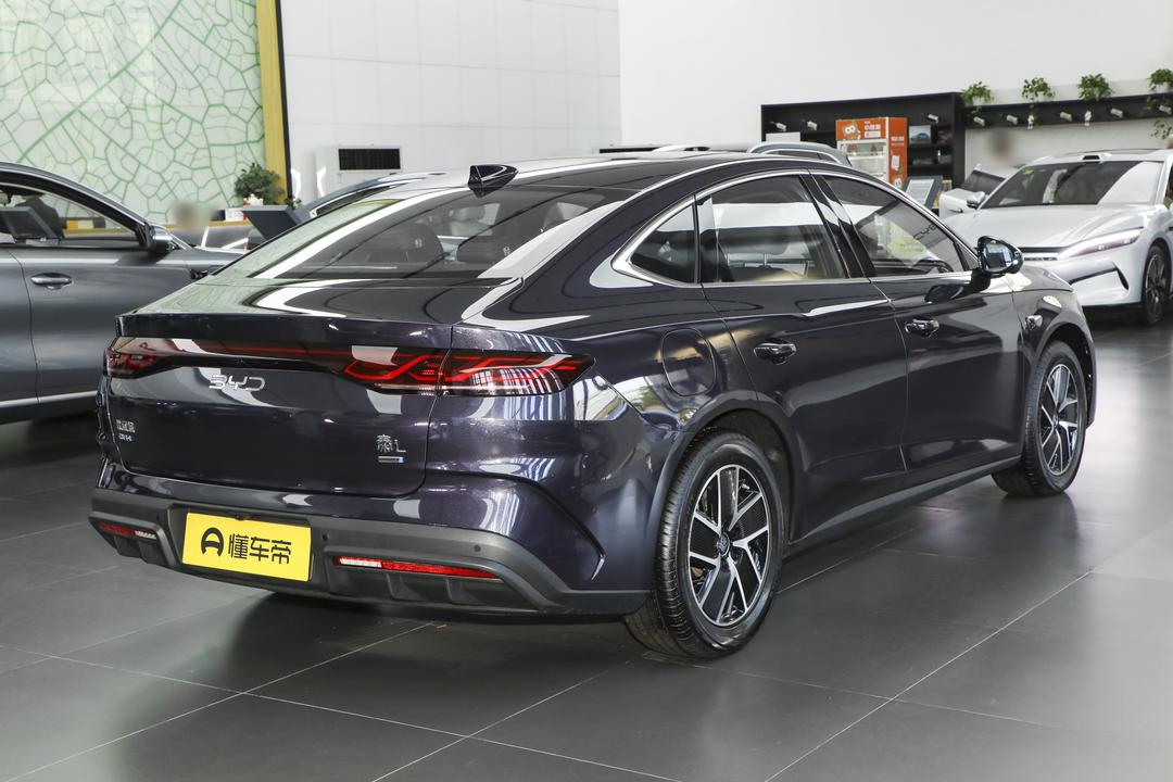 BYD Qin L DM 2026, фото 7