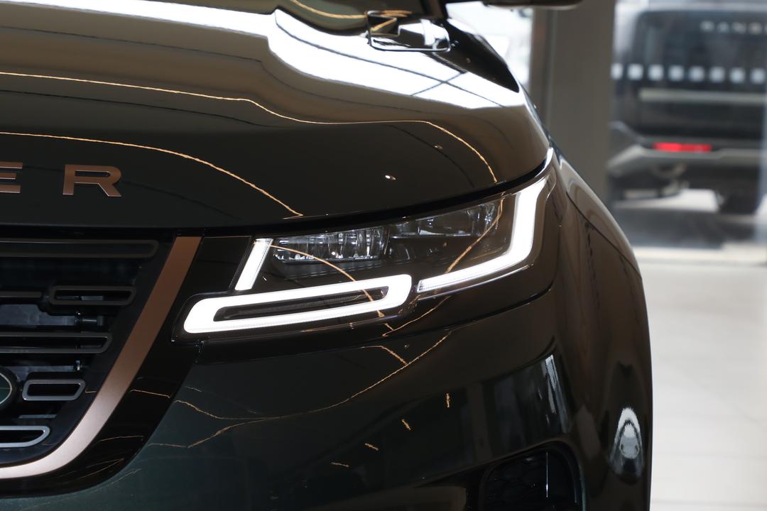 Land Rover Range Rover Evoque 2026, фото 12