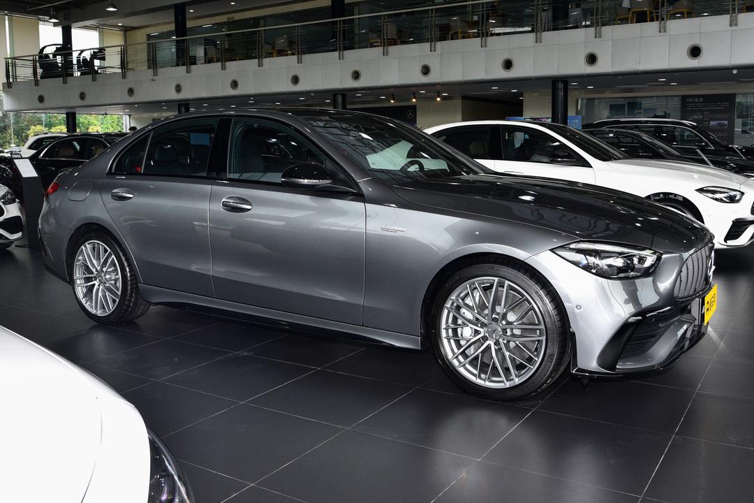 Mercedes-Benz C-Class AMG 2026, фото 8