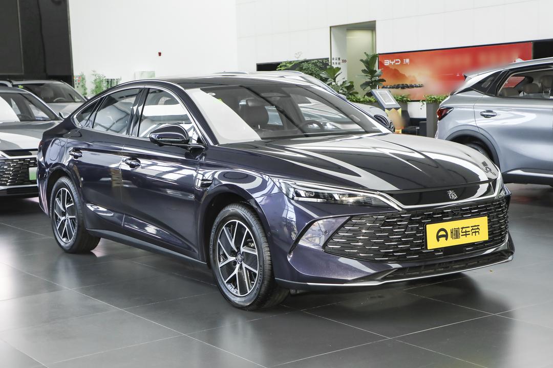 BYD Qin L DM 2026, фото 3