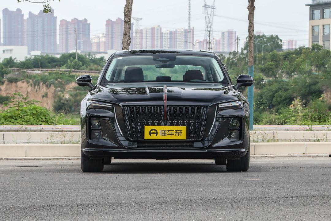 Hongqi H5 2026, фото 2