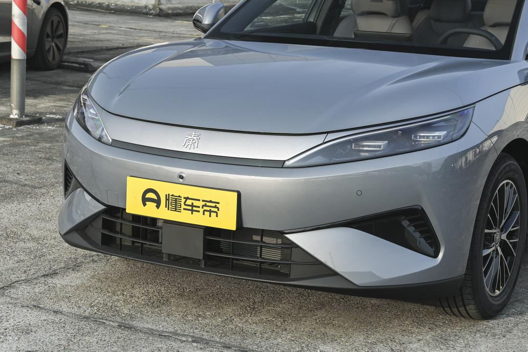 BYD Qin MAX EV 2026, фото 9