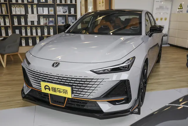 Changan UNI-V 2026 — купить из Китая под заказ