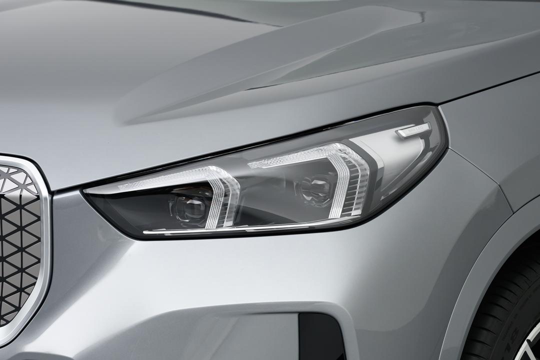 BMW iX1 2026, фото 13