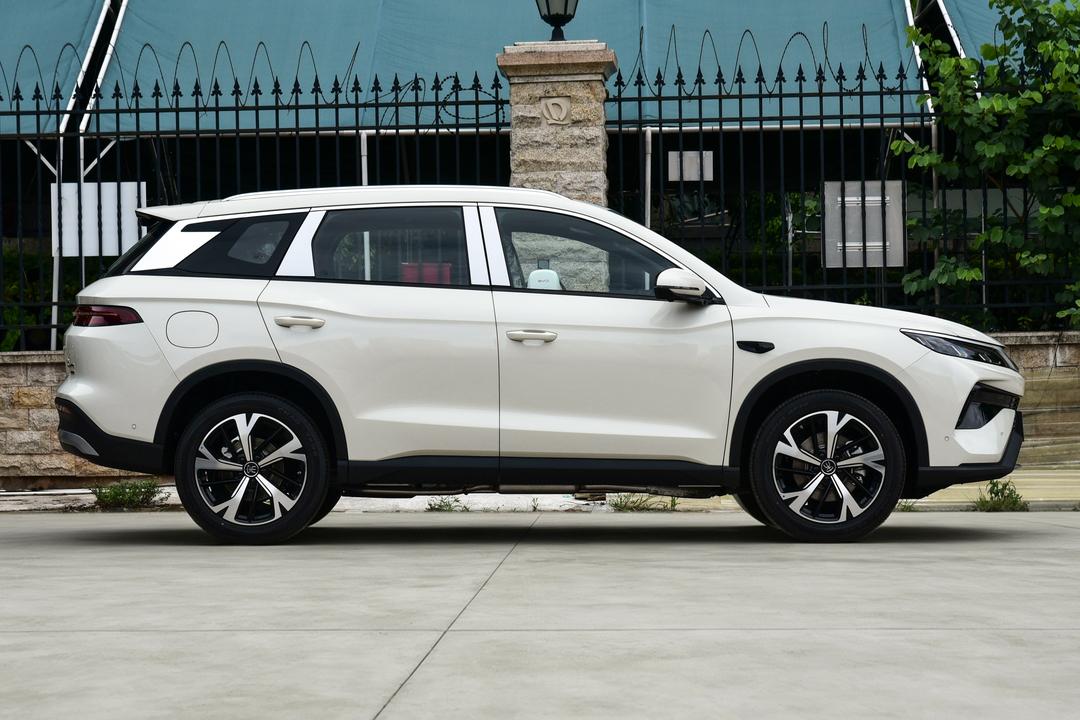 BYD Song Pro DM 2026, фото 8