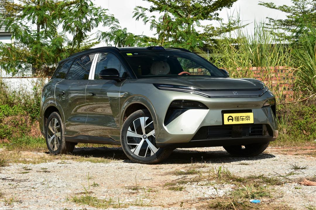 BYD Tang L DM 2026, фото 3