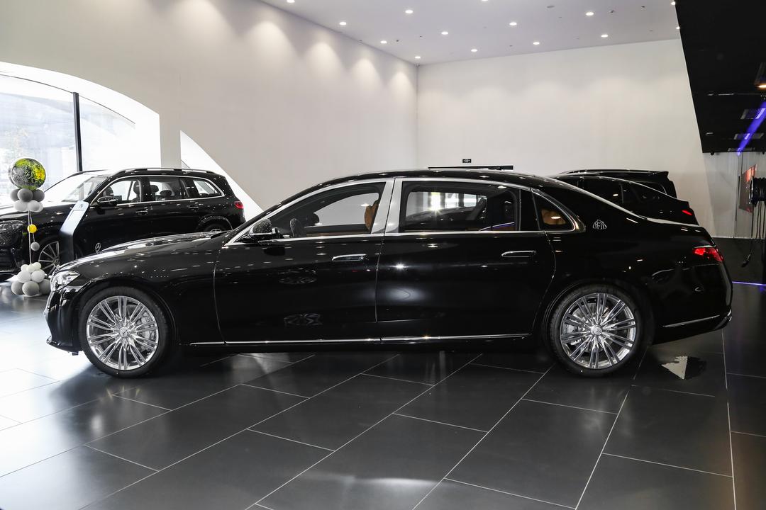 Mercedes-Benz Maybach S-Class 2026, фото 4