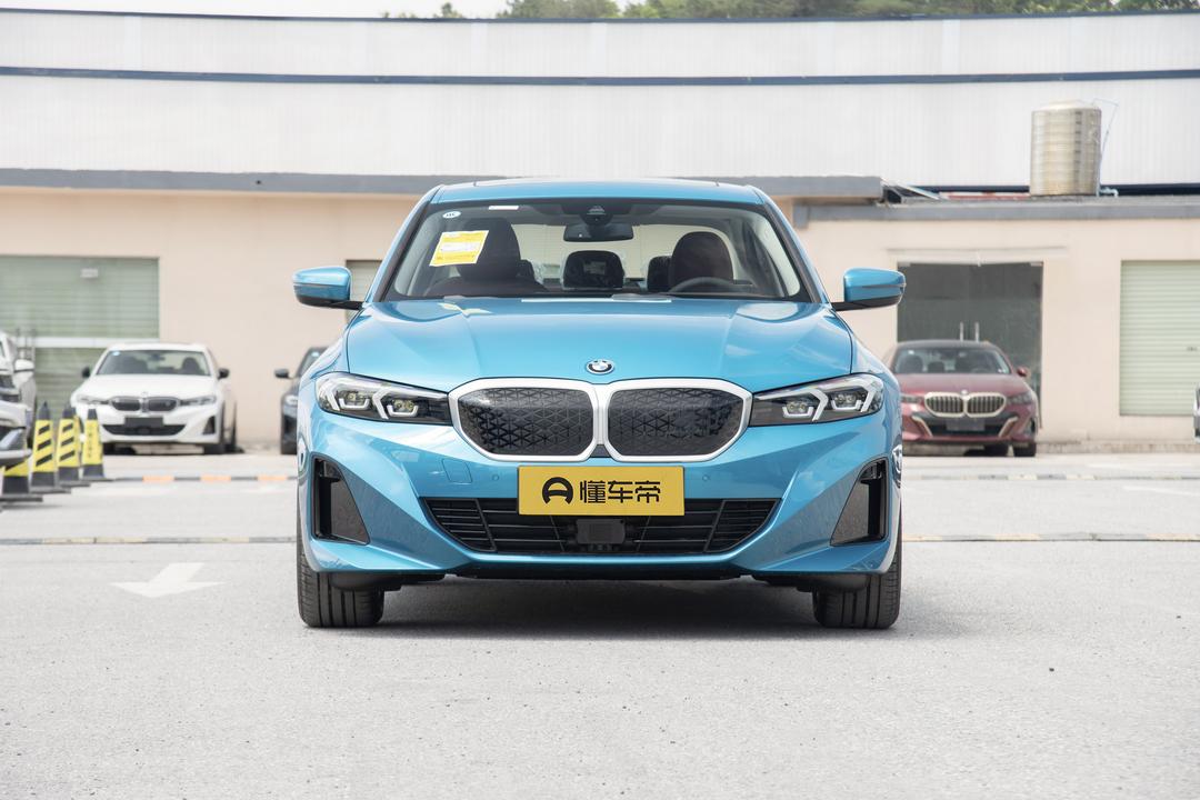 BMW i3 2026, фото 2