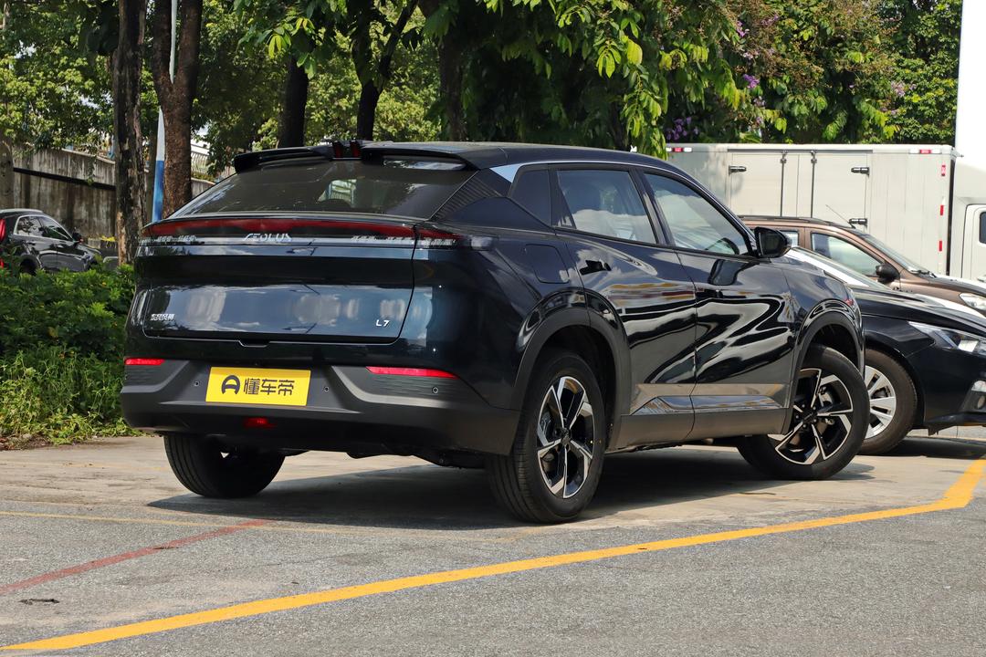 Dongfeng L7 PHEV 2026, фото 7