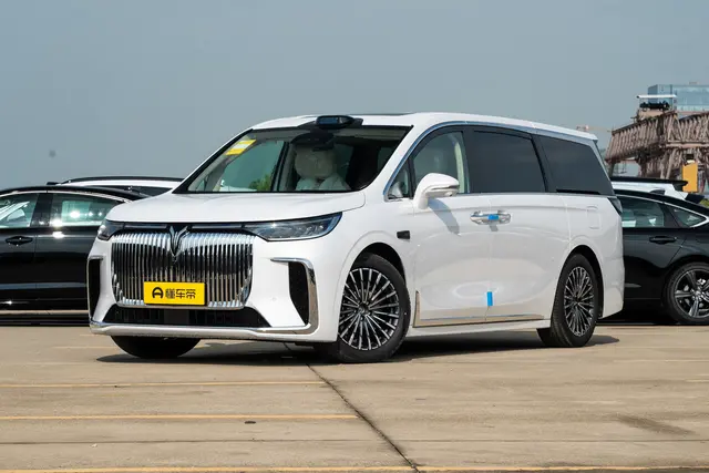 Voyah Dream PHEV 2026 — купить из Китая под заказ