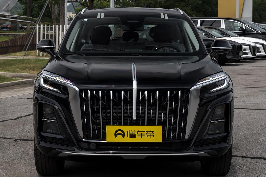 Hongqi HS3 PHEV 2026, фото 12