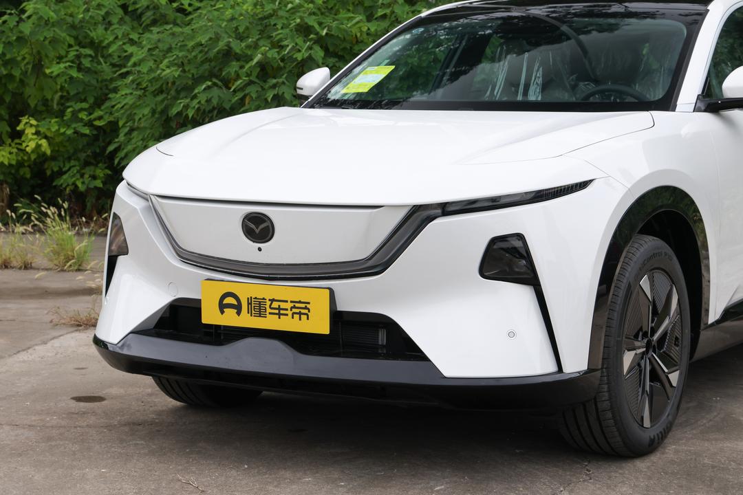 Mazda EZ-60 2026, фото 9