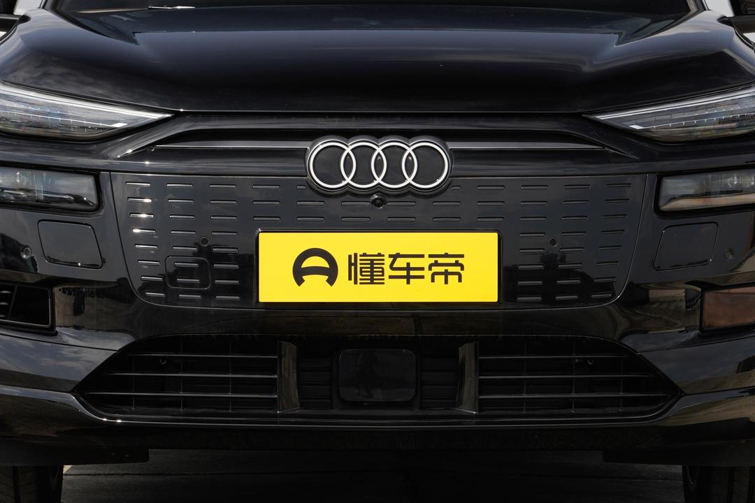 Audi Q6L e-tron 2026, фото 10
