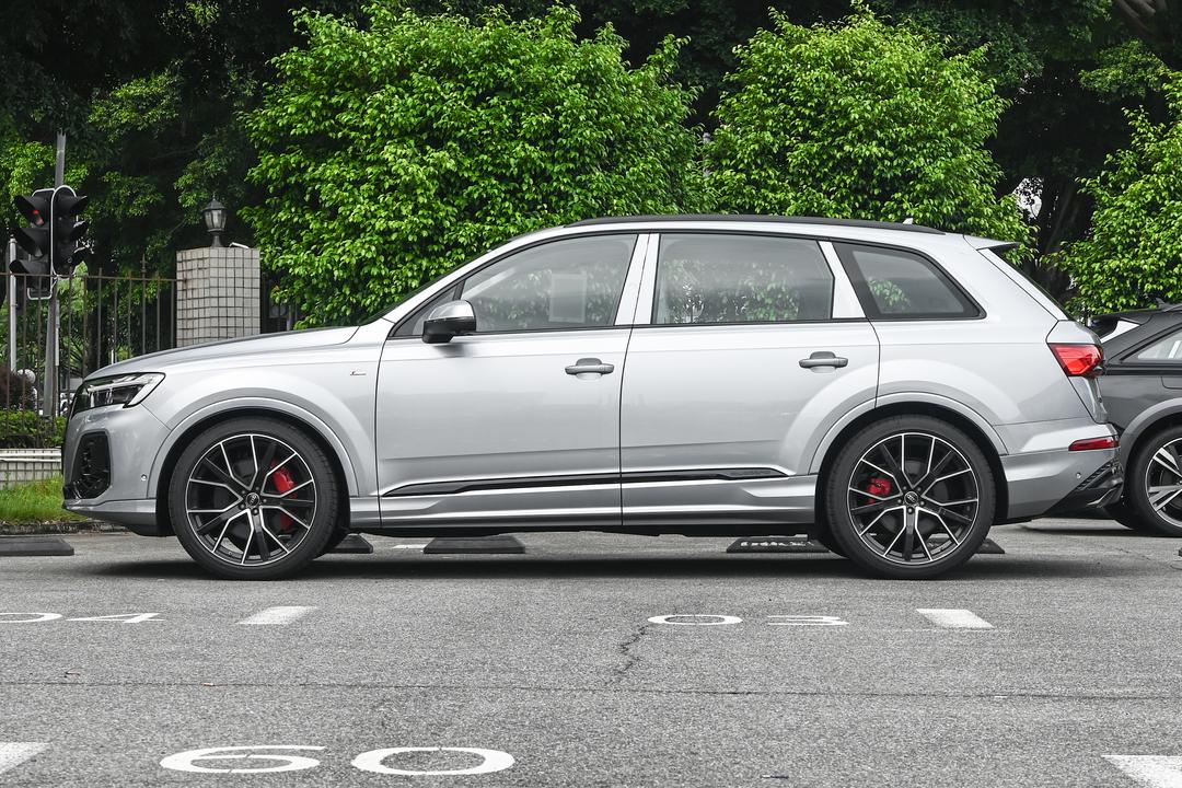 Audi Q7 2026, фото 4