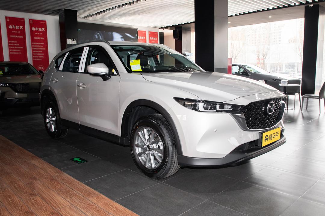 Mazda CX-5 2026, фото 3