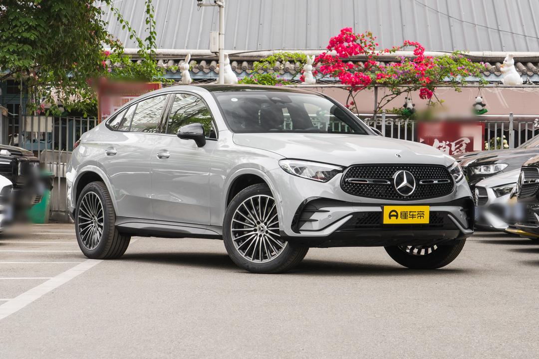 Mercedes-Benz GLC Coupe 2026, фото 3