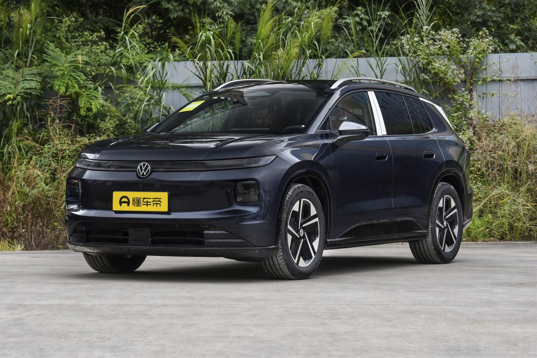 Volkswagen ID.AURA T6