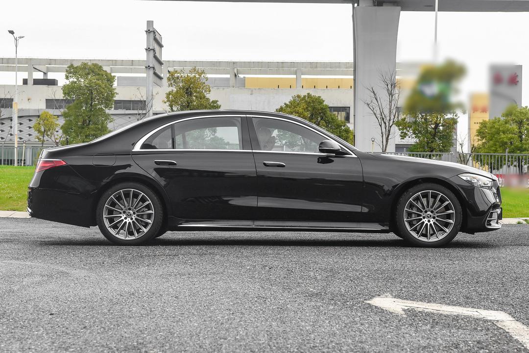 Mercedes-Benz S-Class 2026, фото 8