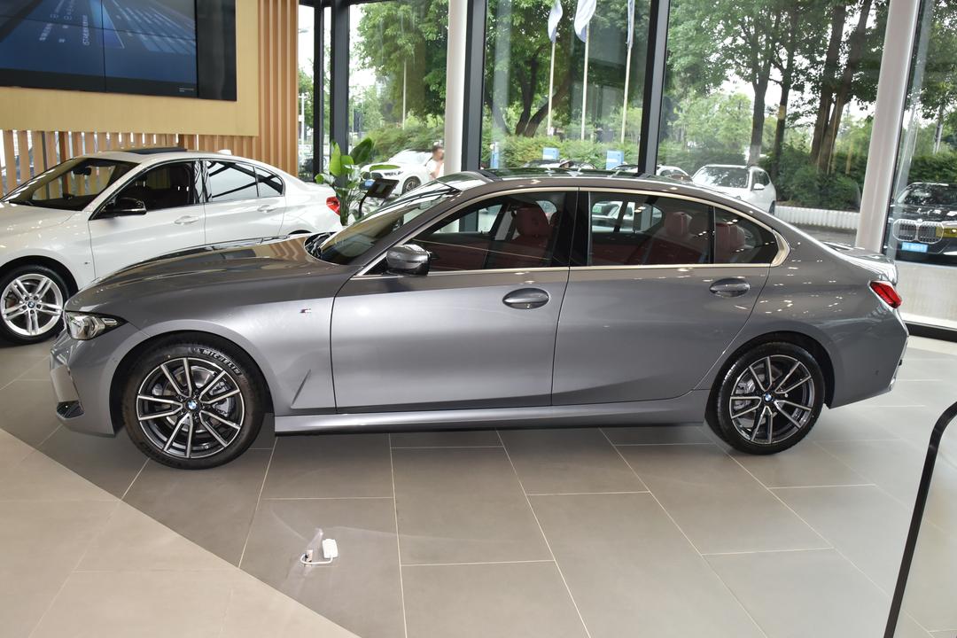 BMW 3 Series 2026, фото 4