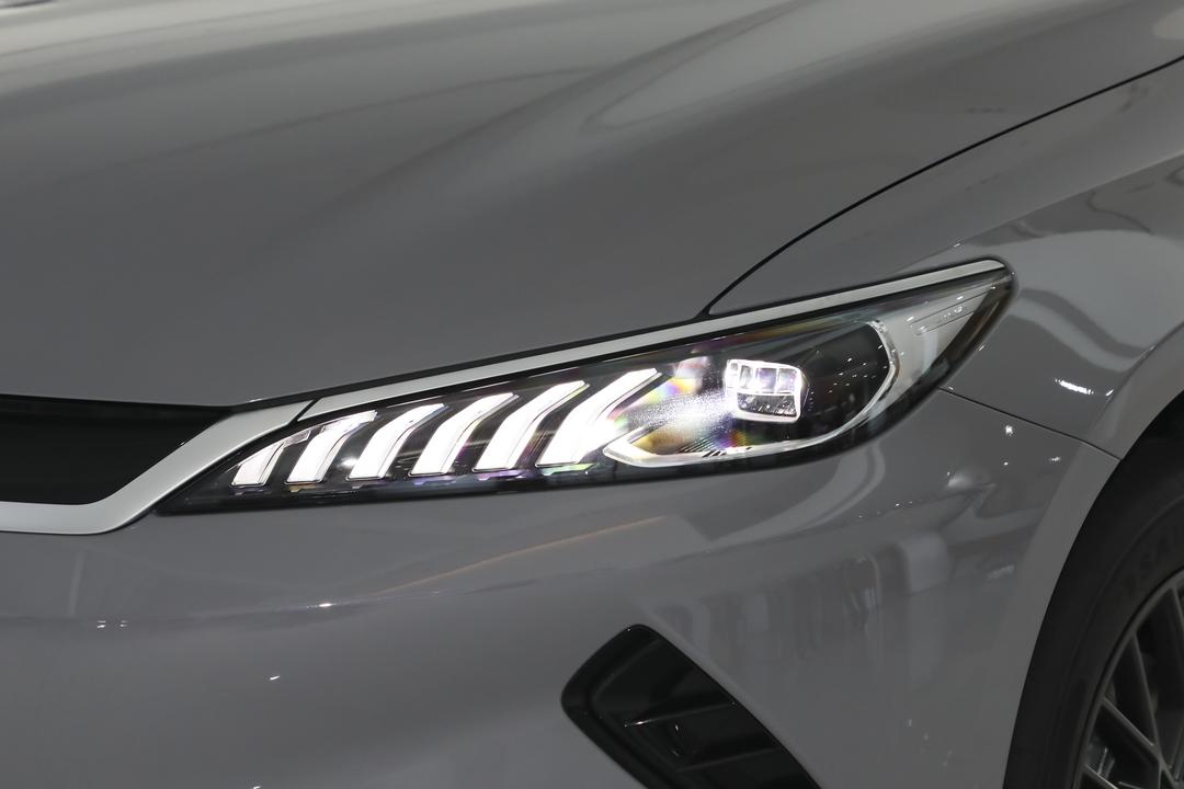 BYD Qin PLUS EV 2026, фото 14