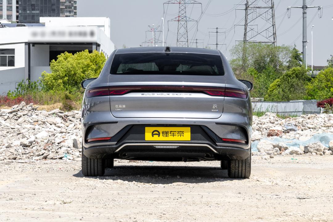 BYD Han DM 2026, фото 6