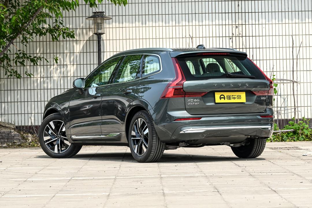 Volvo XC60 2026, фото 5