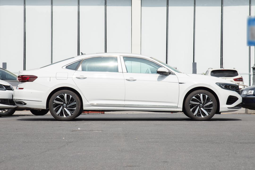 Volkswagen Passat 2026, фото 8