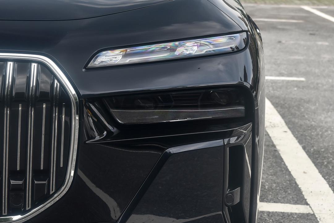BMW 7-Series 2026, фото 11