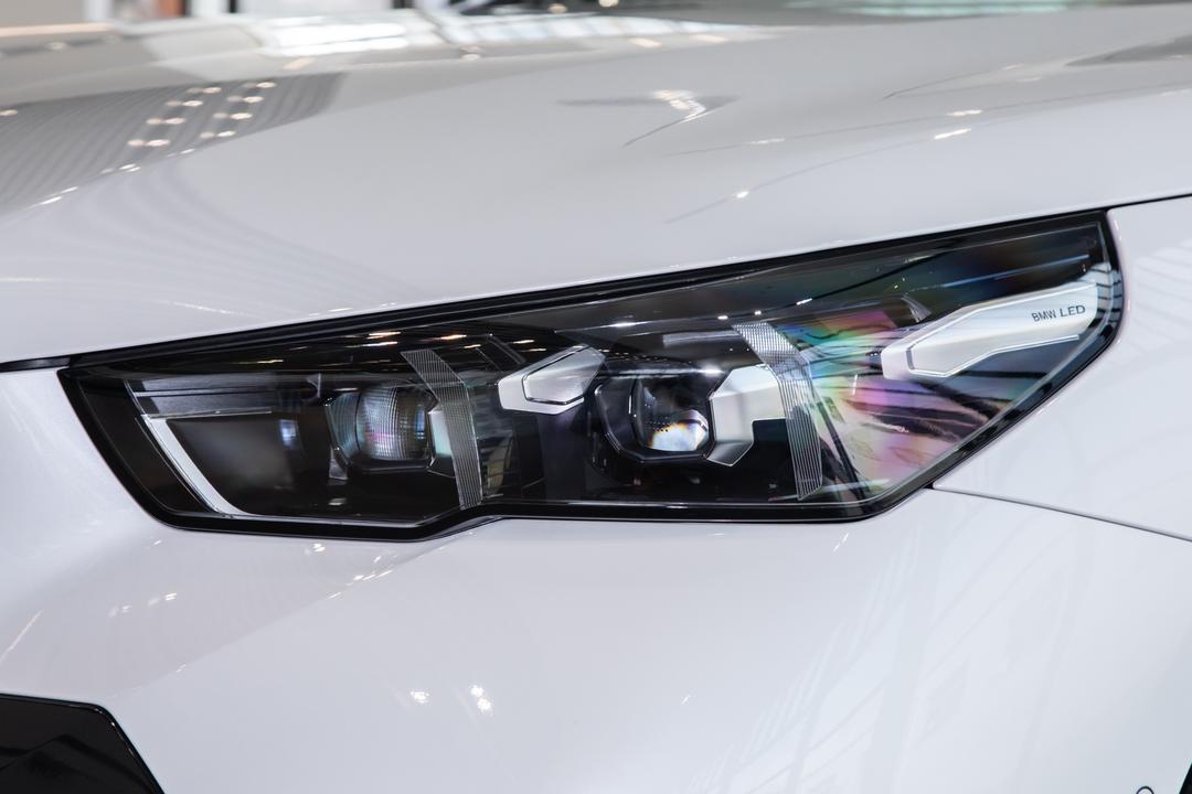 BMW 5 Series 2026, фото 13