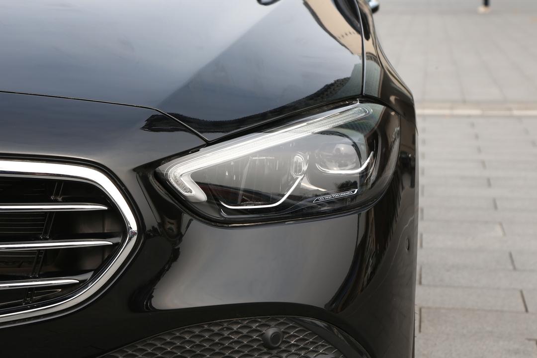 Mercedes-Benz C-Class 2026, фото 11