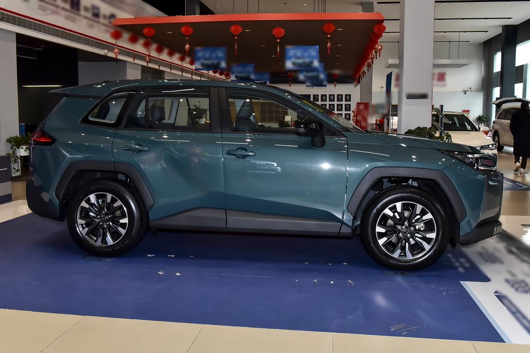 Toyota RAV4 2026, фото 8