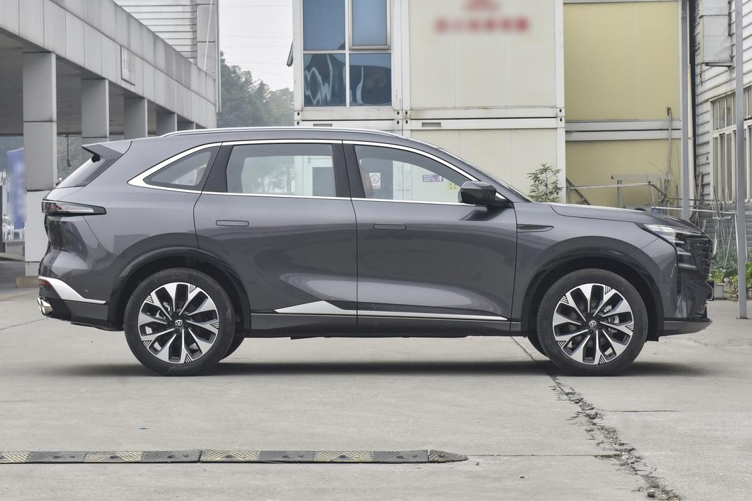 Changan CS75 PLUS 2026, фото 8